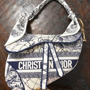 💯 Authentic!!! Around the world embroidered saddle bag! Not the toile de jouy!!